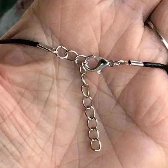 Mini Real Seashells Resin Circle Black Waxed Cord Necklace Handmade New - Picture 3 of 4